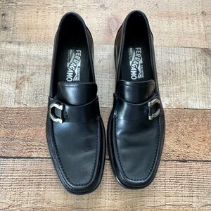 Salvatore Ferragamo Gancini Men's Black Leather Loafers Size 9